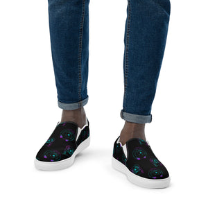 Boo & Chimmie Revolution Men’s slip-on canvas shoes